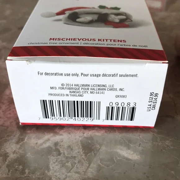 2014 Hallmark Mischievous Kittens Keepsake Ornament - Picture 3 of 3
